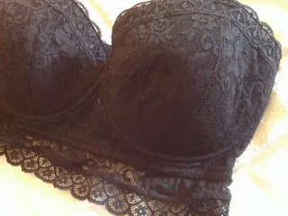 Soutien Pour Moi 32F/70F Preto Renda  M&S