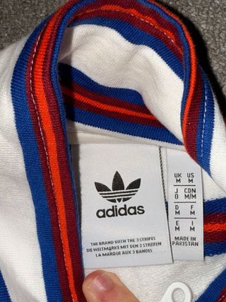 Sudadera Adidas Talla S/M Rayas Rojas y Azules