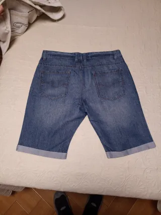 Pantalón vaquero corto azul