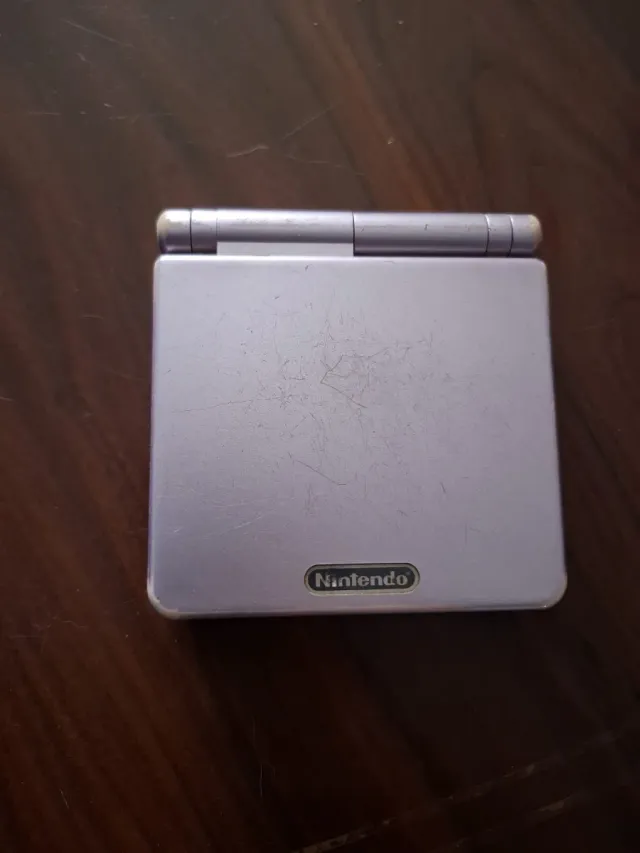 Nintendo Game Boy Color Morado