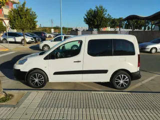 Peugeot Partner 2011