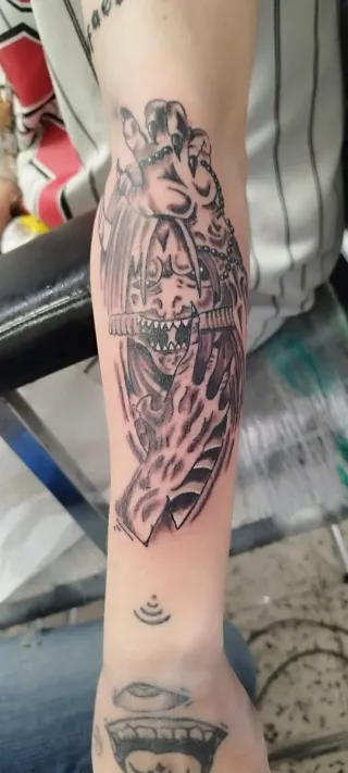 Tatuaje de personaje anime