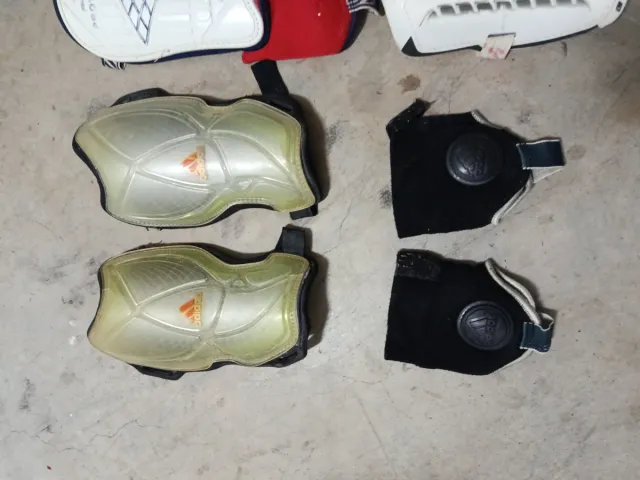 Lote protecciones fútbol: espinilleras etc