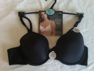 Sutiã M&S 36A Preto com Aro