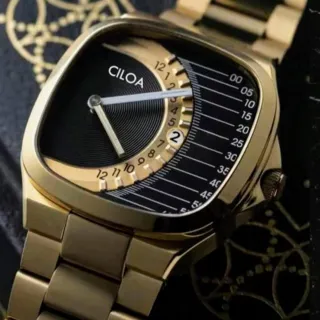Reloj CILOA Retro Dorado Cuadrado