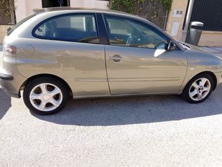 SEAT Ibiza 2005
