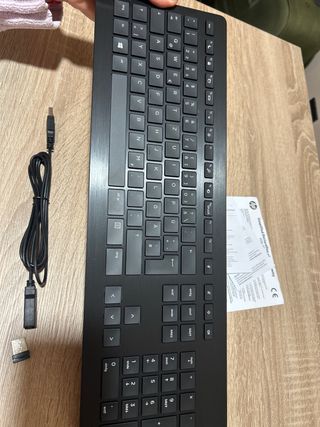 Teclado Inalámbrico HP Negro eles premium keyboard