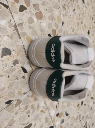 Adidas Blancas y Verdes Talla 40