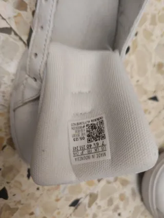 Adidas Blancas y Verdes Talla 40