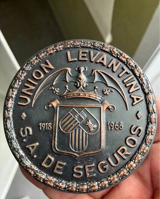Placa La Unión Levantina SA Seguros. Para Vespa.