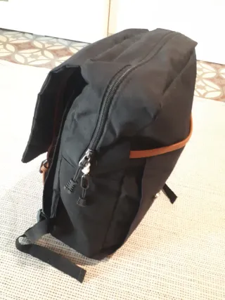 Mochila casual, moderna y funcional