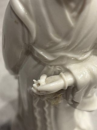 Statuine in pregiata porcellana bianca –orientale