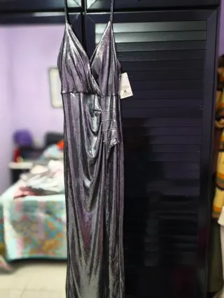 Vestido de fiesta plateado