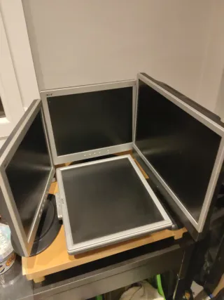 Lote 4 Monitores PC (19", 17" y 15")