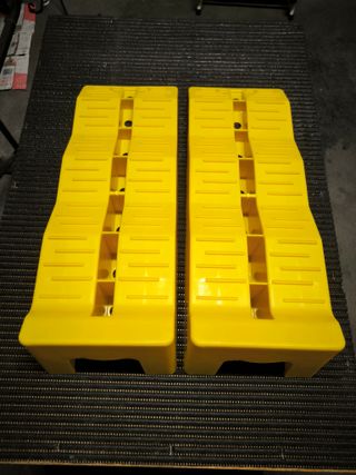 2 Cunei Rampe Fermaruota Camper Auto