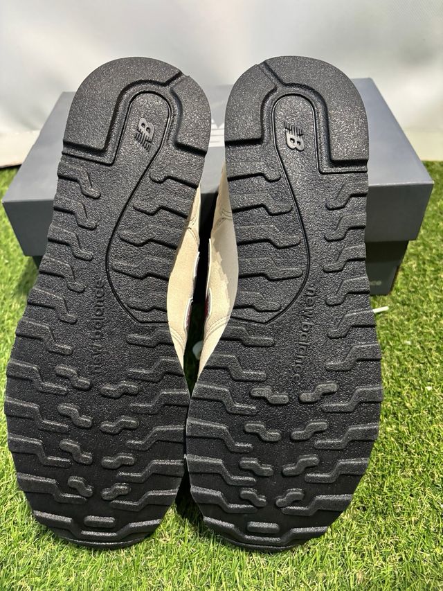 New Balance NB 500 beige y rojo – Talla 44