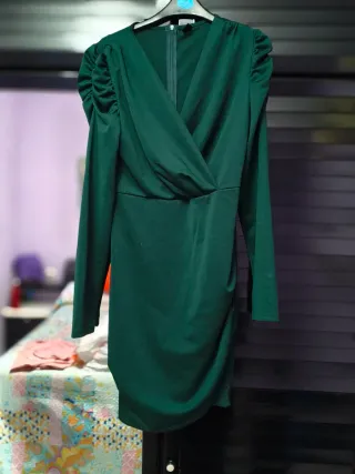 Vestido verde fiesta manga larga