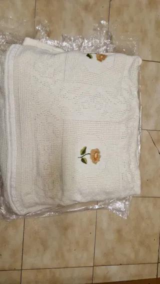 Coperta lana con 2 tappeti stesso materiale