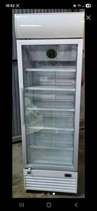 Armario Refrigerado 5 estantes.