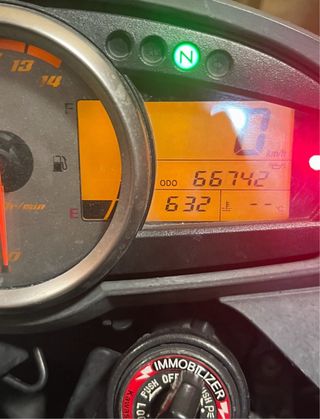 Kawasaki Z750 2010 - 66.700 km