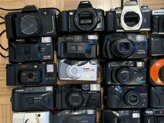 Lote di fotocamere analogiche