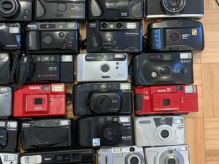 Lote di fotocamere analogiche