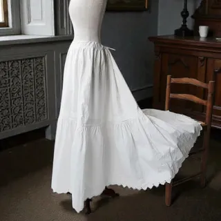 Enagua de algodón blanco francés antiguo