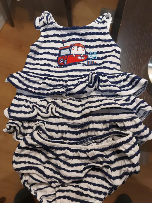 Conjunto Tuc Tuc 6 meses