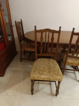 Tavolo da pranzo allungabile in legno vintage per 4/6 sedie