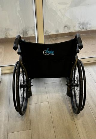 Silla de ruedas de aluminio, rueda trasera grande