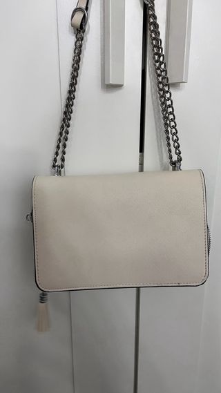 Bolso Guess Beige y Plateado