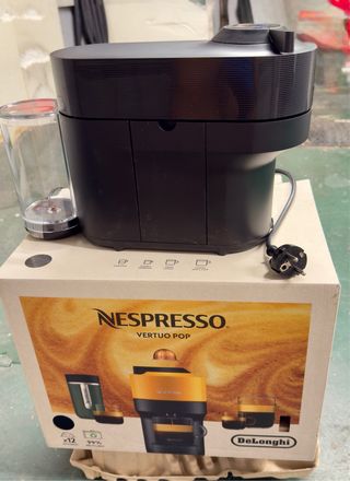 Cafetera Nespresso Vertuo Pop Negra
