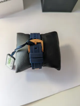 Reloj Neckmarine Cronógrafo Oro Rosa y Azul