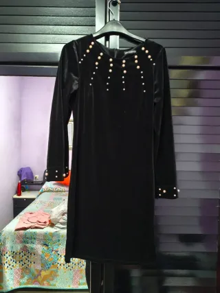 Vestido negro fiesta perlas