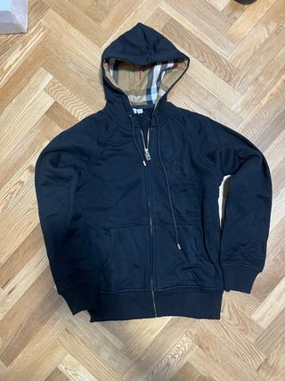 Sudadera Burberry Negra con Capucha