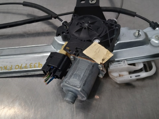 ELEVALUNAS DELANTERO IZQUIERDO FORD KUGA (CBS) M8