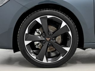 CUPRA LEON 1.5 ETSI 150 DSG 5P