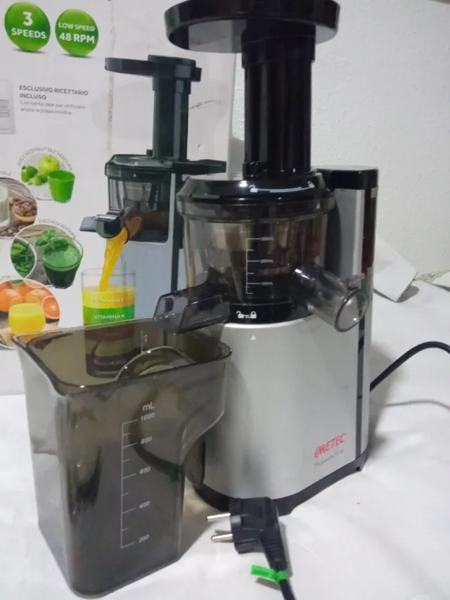 Licuadora IMETEC SuccoVivo Compact