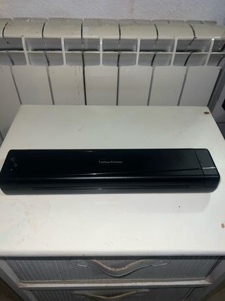 Impresora de Tatuajes Portátil Negra