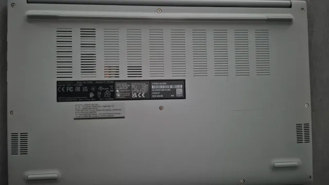 Asus Vivobook 15 F1504VA – i7 1355U / 16GB RAM