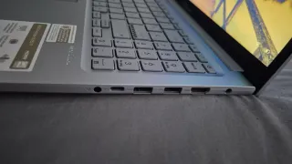 Asus Vivobook 15 F1504VA – i7 1355U / 16GB RAM