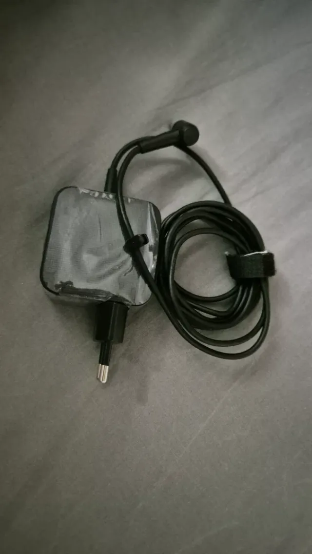 Asus Vivobook 15 F1504VA – i7 1355U / 16GB RAM