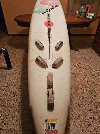 Tabla windsurf Alpha Comptec 330
