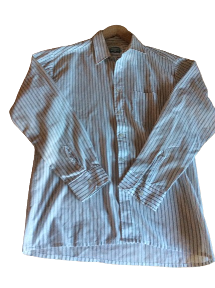 Camisa de rayas azul y blanca