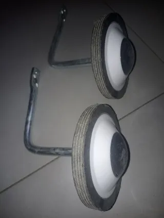 Bicicleta Btwin Robot 500 16 4-6 años con ruedines