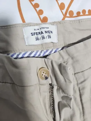 Pantalón chino de Sfera