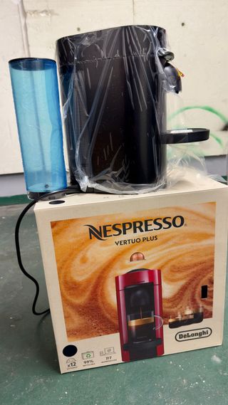 Cafetera Nespresso Vertuo Plus Nueva