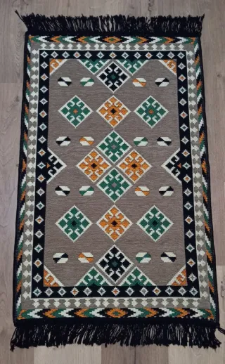 Lotto di 12 tappeti turchi tipo Kilim 60x90 cm