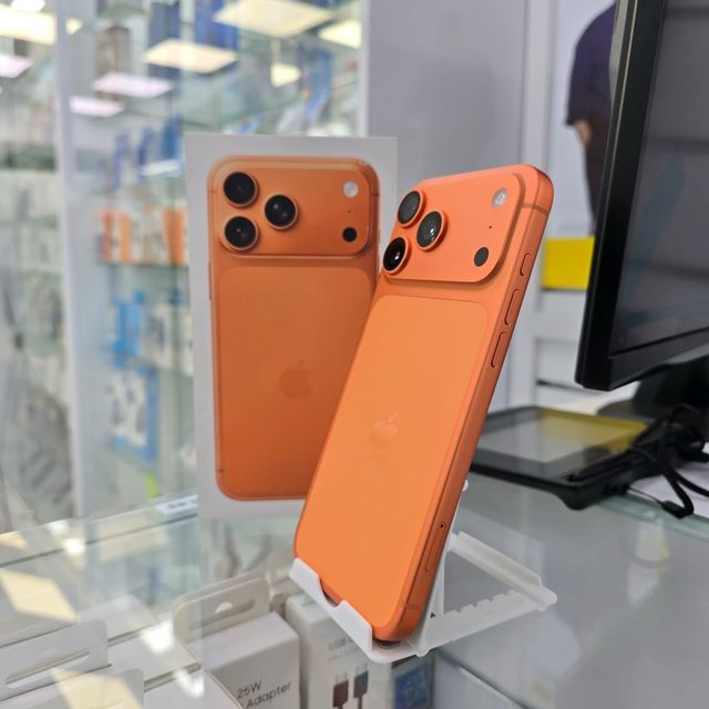 Apple IPhone 17 Pro 256GB Naranja Semi Nuevo