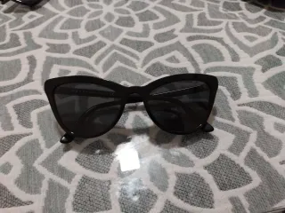 Gafas de sol Prada Cat Eye Negras